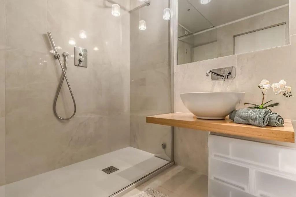 Three Floors Home Venedig Apartment